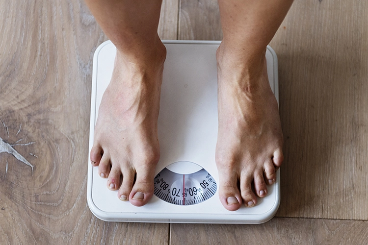 Fórmulas y conceptos para calcular el peso saludable ideal