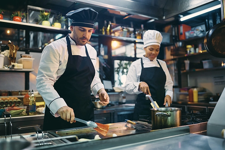 ¿Cómo elegir opciones saludables en un restaurante?